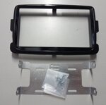 6525-dacia-renault-kit-cornice-autoradio-con-staffe-nero-lucido
