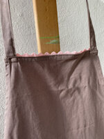 grembiule-tortora-con-cuore