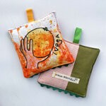 presina-carnevale-di-ivrea-con-mano-e-arancia