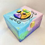 scatolina-con-gatto-e-corona