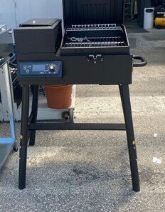 b6d8aff5-d8a3-4c31-b780-0347e7e69fa6 b6d8aff5-d8a3-4c31-b780-0347e7e69fa6