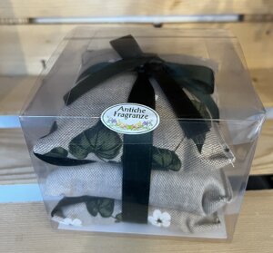 tris-quadrato-a-scelta-fra-diverse-fragranze