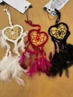 piccolo-acchiappasogni-cuore-con-piume