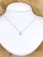 collana-con-punto-luce