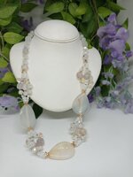 collana-pietre-e-cristalli-avorio