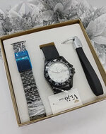 orologio-con-cinturino-e-portachiavi-per-uomo