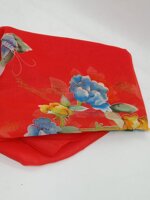 foulard-primaverile-rosso-con-fiori