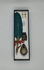 penna-stilografica-con-piuma-colorata