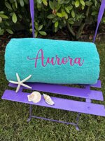 telo-mare-con-ricamo