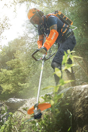 decespugliatore-a-batteria-pellenc-excelion-v2-lh-e-batteria