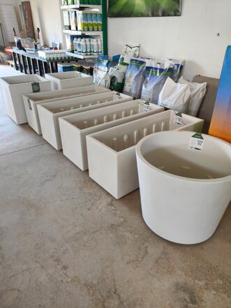 vasi e fioriere.jpeg