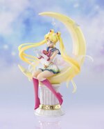 figurarts-zero-super-sailor-moon-bright-moon-legendary-silver-crystal