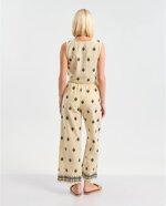 cordinato-gilet-e-pantaloni-con-ricami-neri