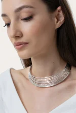 girocollo-multilinee