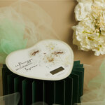 claraluna-2026-bilancia-cuore-decoro-floreale-verde-235x22x2-26031