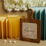 claraluna-2026-tagliere-acacia-decoro-amoro-23x15x15-26082