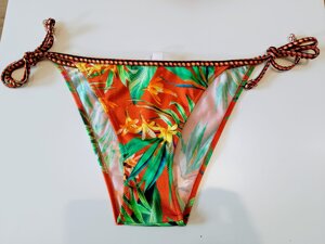 slip-480336-beachwear