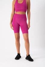 completo-sportivo-donna-in-tessuto-tecnico-kaia-top-biker-one-block-fuchsia-heart-and-soul