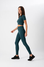 completo-sportivo-donna-in-tessuto-tecnico-cross-crop-top-leggings-forest-green-heart-and-soul