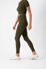 completo-sportivo-donna-in-tessuto-tecnico-cross-crop-top-leggings-dark-olive-heart-and-soul