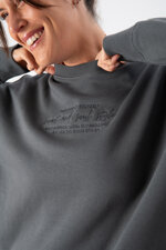 felpa-oversize-donna-amber-girocollo-iron-heart-and-soul