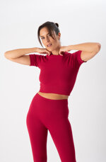 completo-sportivo-donna-in-tessuto-tecnico-cross-crop-top-leggings-cherry-heart-and-soul