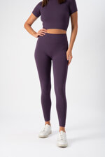 completo-sportivo-donna-in-tessuto-tecnico-cross-crop-top-leggings-mulberry-heart-and-soul