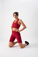 top-sportivo-donna-in-tessuto-tecnico-kaia-one-block-cherry-heart-and-soul