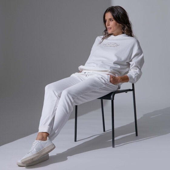 bd7287a5-921d-4c41-bfa5-329e643c1227 bd7287a5-921d-4c41-bfa5-329e643c1227