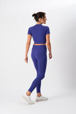 completo-sportivo-donna-in-tessuto-tecnico-cross-crop-top-leggings-amethyst-heart-and-soul