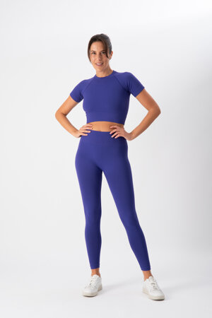 completo-sportivo-donna-in-tessuto-tecnico-cross-crop-top-leggings-amethyst-heart-and-soul