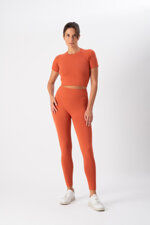 crop-top-sportivo-donna-t-shirt-corta-in-tessuto-tecnico-cross-olivia-brick-heart-and-soul