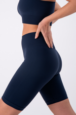 biker-one-block-night-blue