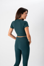 crop-top-sportivo-donna-t-shirt-corta-in-tessuto-tecnico-cross-olivia-forest-green-heart-and-sou