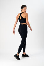completo-sportivo-donna-in-tessuto-tecnico-axis-top-leggings-black-heart-and-soul