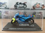 modellino-moto-yamaha-yzr500-shinya-nakano-2001