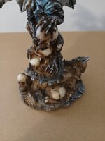 statuetta-decorativa-in-resina-drago-della-leggenda-oscura