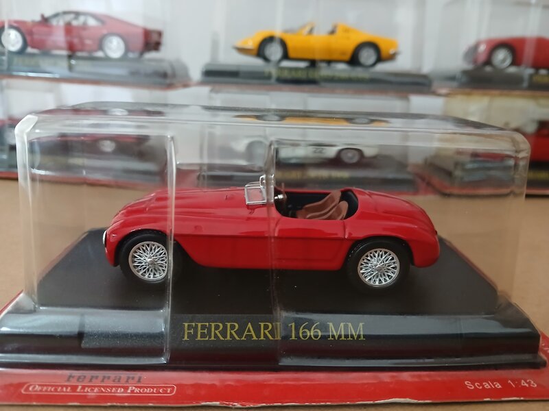 modellino-auto-ferrari-166-mm