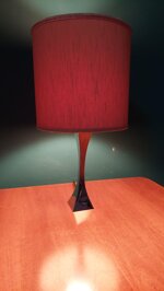 lampada-da-tavolo-high-societye-mod-piramide-1972