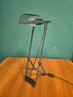 lampada-da-tavolo-artemide-mod-sintesi