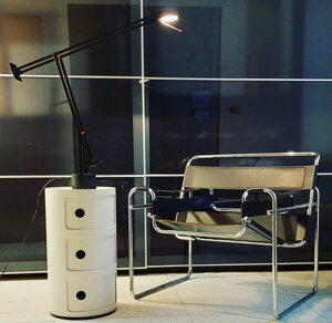 lampada da tavolo, artemide, tizio, modello tizio