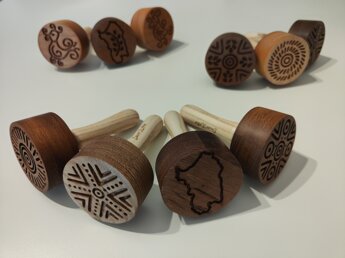 timbri 1.jpeg timbri 1.jpeg