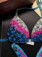 26012-fitness-bikini