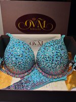 26009-fitness-bikini