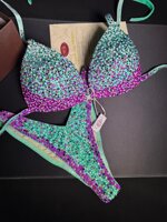 26013-fitness-bikini