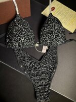 26023-fitness-bikini