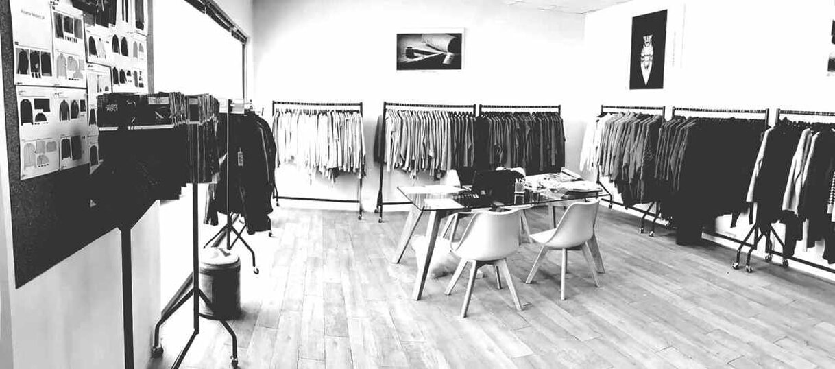 produzione,abbigliamento,studio,imp,studioimp,cartellino,maglieria,pantaloni,giubbotti,t-shirt, bambino,uomo,donna,ecosostenibile,patch,showroom,privatelabel, private,label