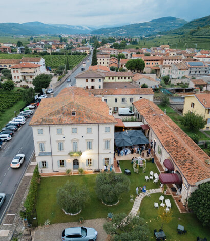 copia%20di%20ristorante%20apertura%20estiva%20foto%20blu%20bianco%20post%20instagram