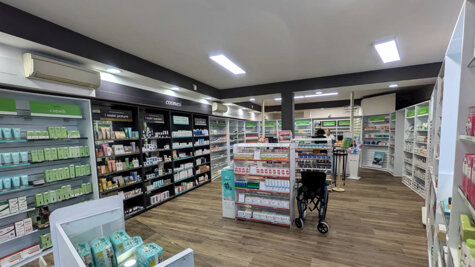 wrapping-mobili-farmacia-padova-dopo.jpeg