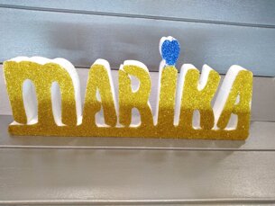 nome marika nome da mettere nel tavolo del festeggiato marika